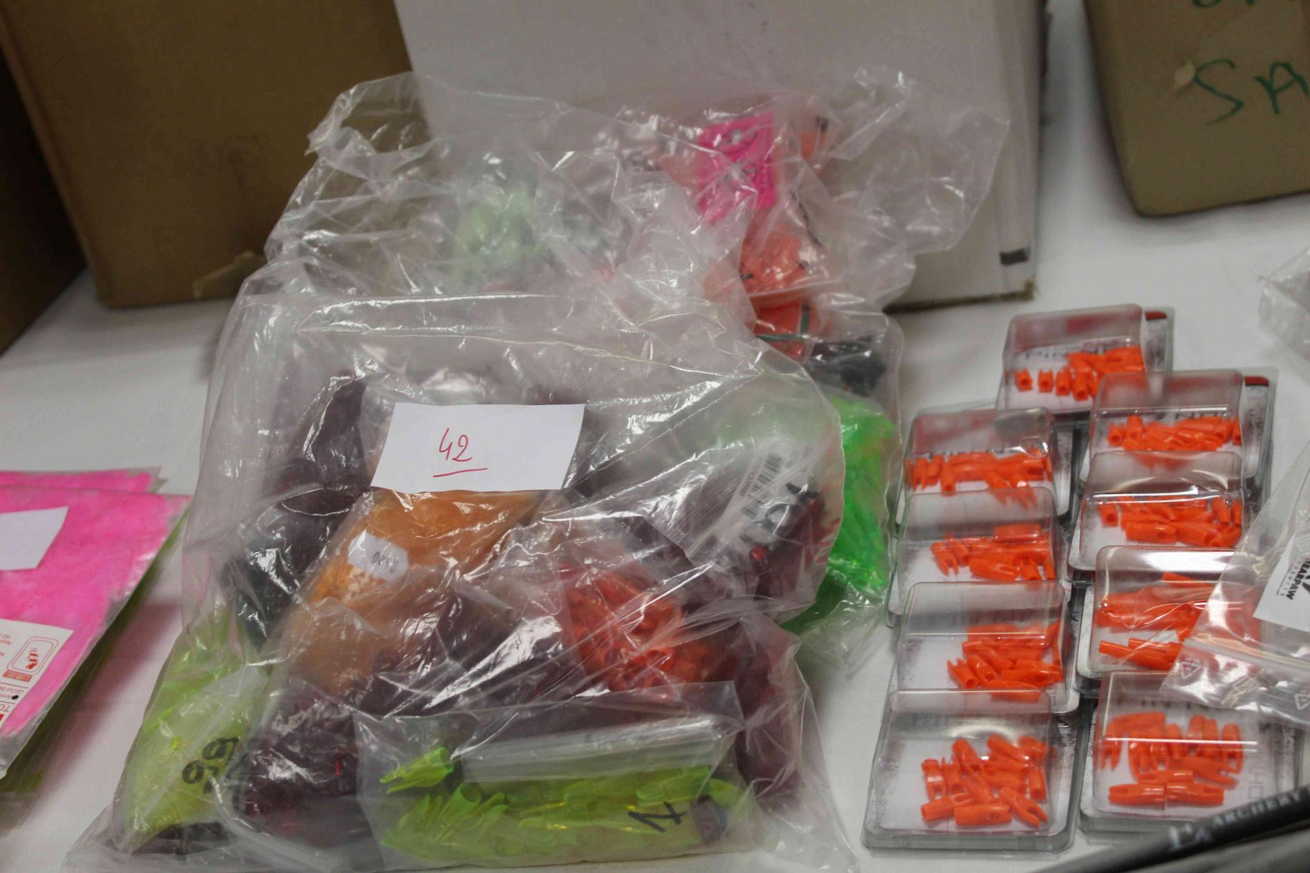 ARCHERIE DIFFUSION - LOT 42