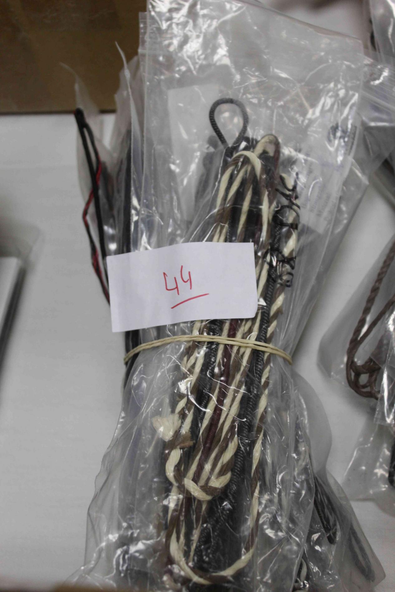 ARCHERIE DIFFUSION - LOT 44