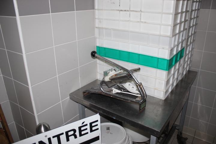 Photos VENTE AUX ENCHERES SUR LIQUIDATION JUDICIAIRES DU 02.10.2023