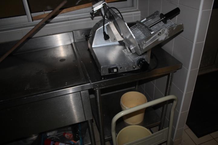 Photos VENTE AUX ENCHERES SUR LIQUIDATION JUDICIAIRES DU 02.10.2023