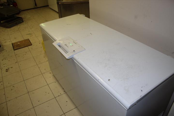 Photos VENTE AUX ENCHERES SUR LIQUIDATION JUDICIAIRES DU 02.10.2023