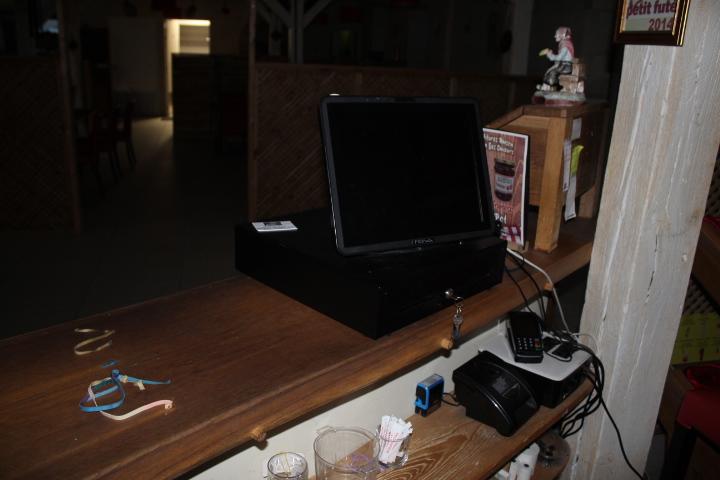 Photos VENTE AUX ENCHERES SUR LIQUIDATION JUDICIAIRES DU 02.10.2023