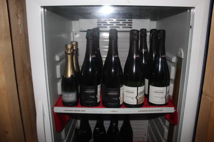 Photos VENTE AUX ENCHERES SUR LIQUIDATION JUDICIAIRES DU 02.10.2023