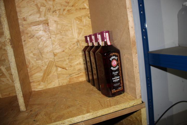 Photos VENTE AUX ENCHERES SUR LIQUIDATION JUDICIAIRES DU 02.10.2023