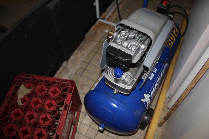 Photos VENTE AUX ENCHERES SUR LIQUIDATION JUDICIAIRES DU 02.10.2023