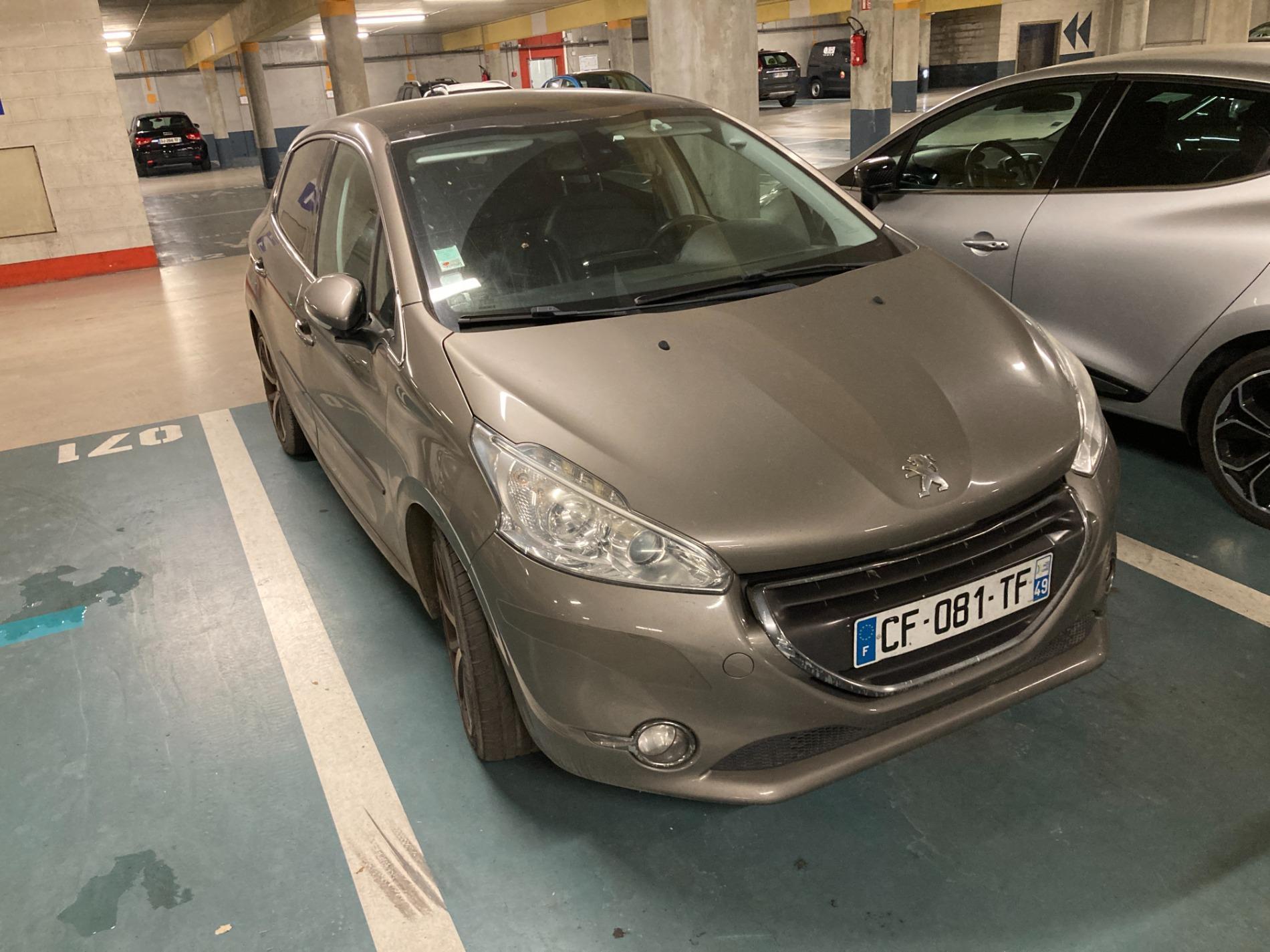 VENTE AUX ENCHERES SUR SAISIE