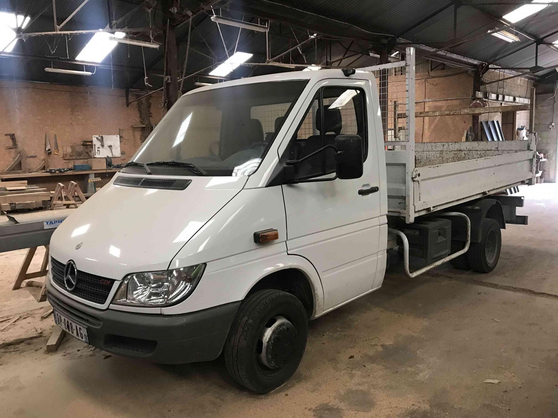 MERCEDES 411 CDI BENNE 16/01/2006- 174293 KMS COMPTEUR